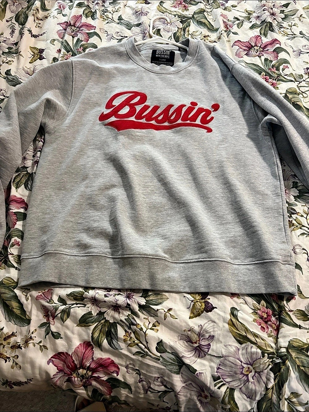 Bussin' With the Boys Bussin' Crewneck Gray & Red XL